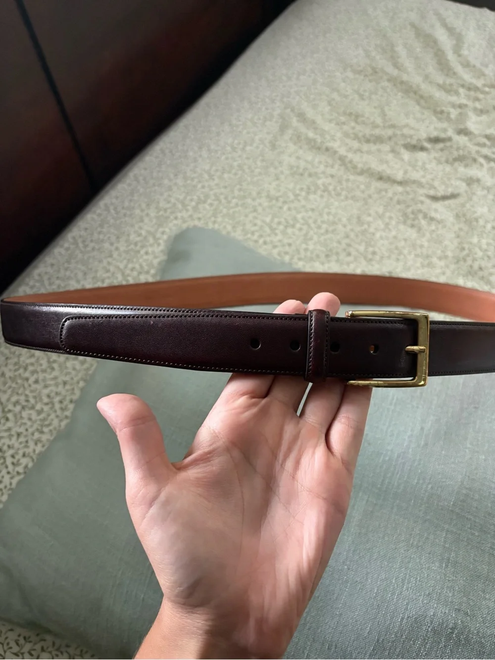 Trafalgar Cortina Leather Belt Men’s Size 42 Mahogany Brown Gold Buckle